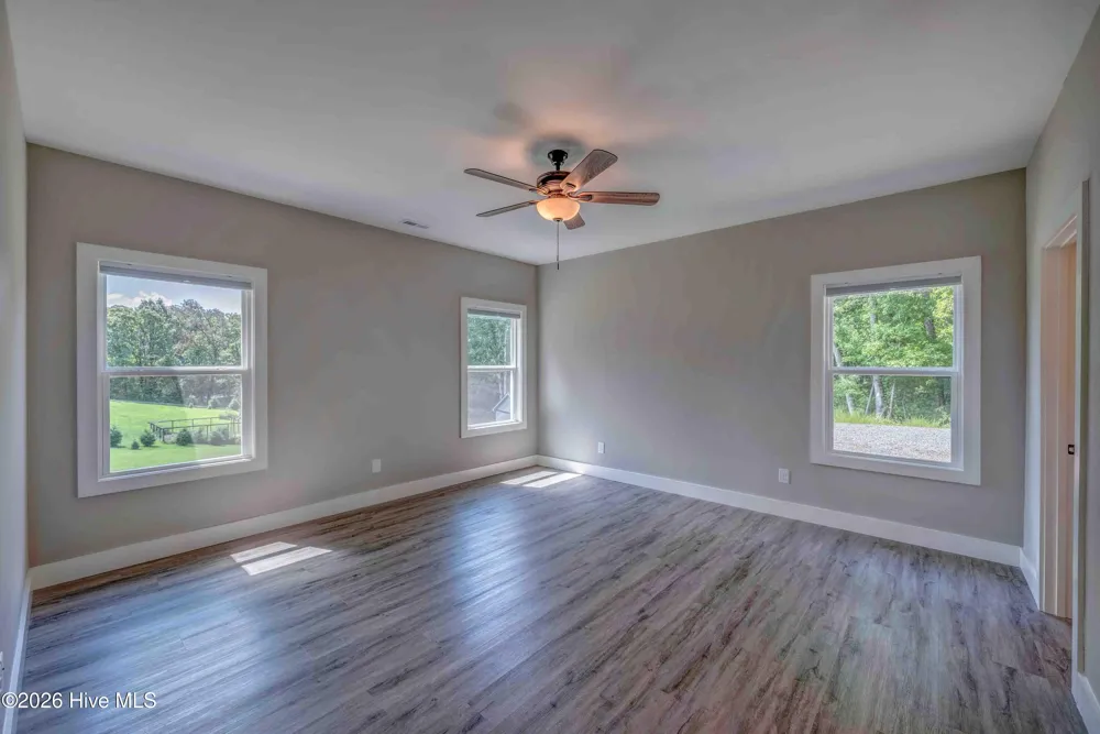 90 Paisley Pass Hayesville, NC 28904