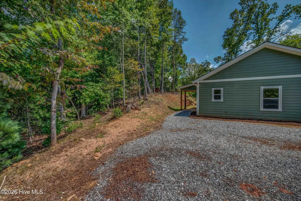 90 Paisley Pass Hayesville, NC 28904