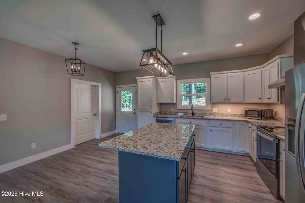 90 Paisley Pass Hayesville, NC 28904