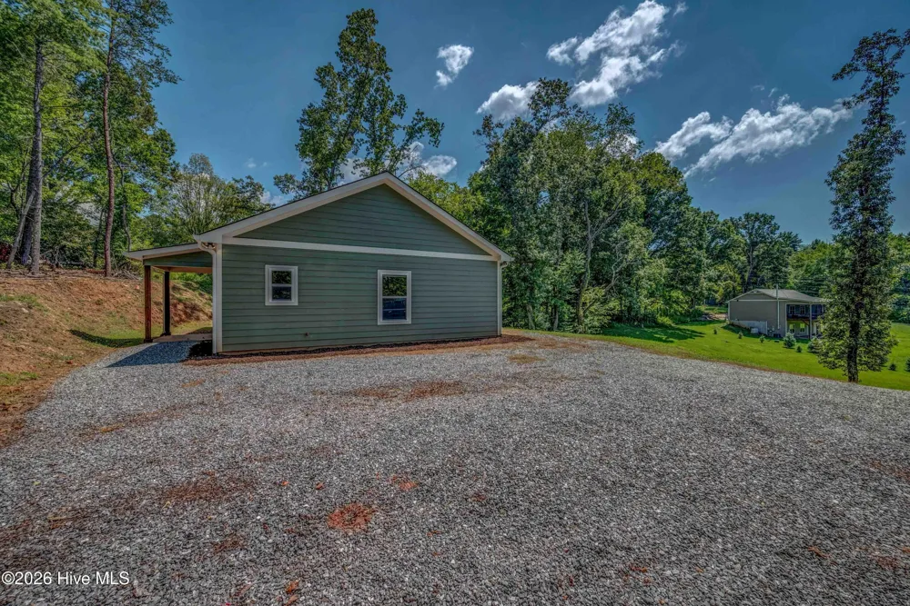 90 Paisley Pass Hayesville, NC 28904