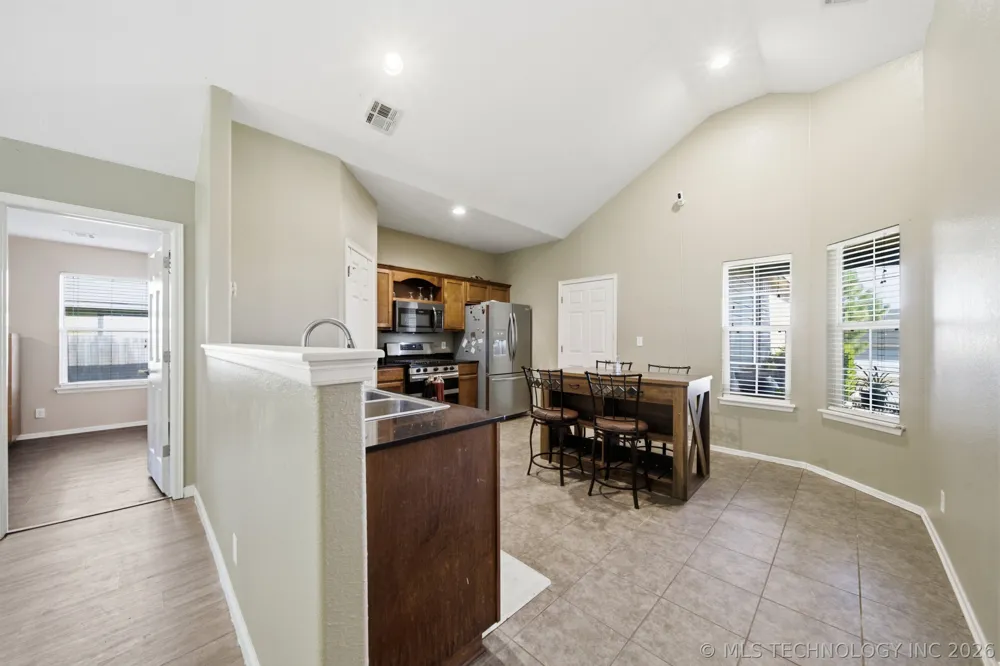 27172 E 123rd Place S Coweta, OK 74429