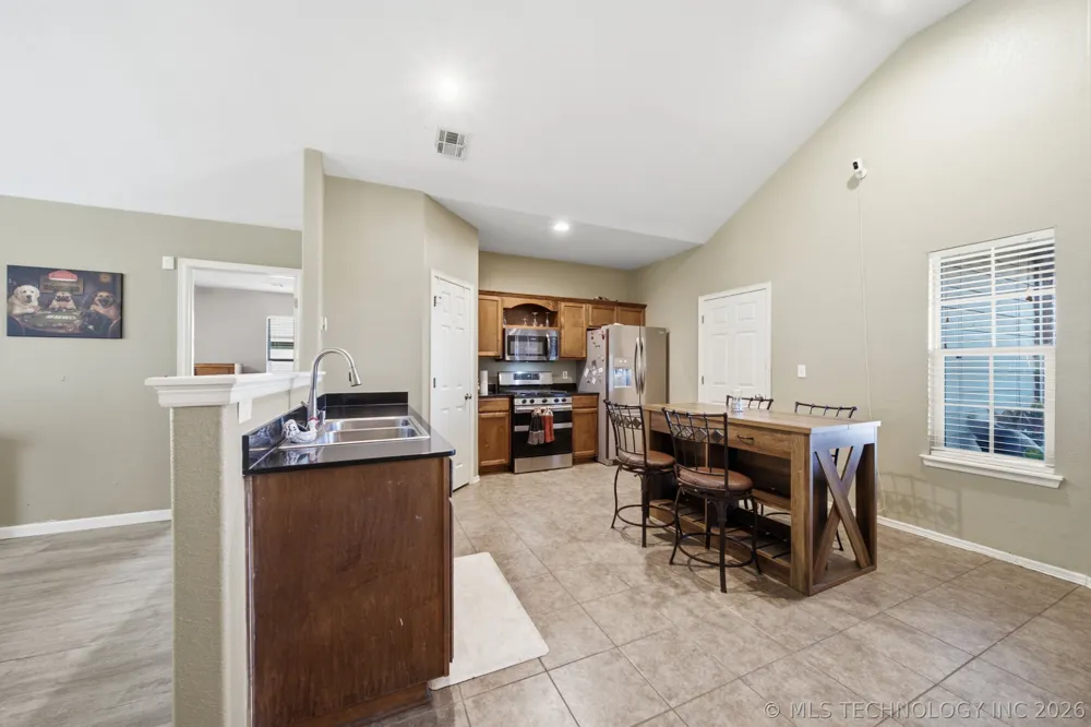 27172 E 123rd Place S Coweta, OK 74429