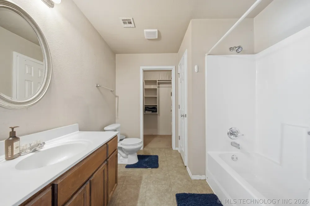 27172 E 123rd Place S Coweta, OK 74429