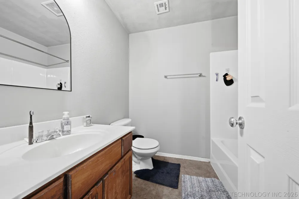 27172 E 123rd Place S Coweta, OK 74429