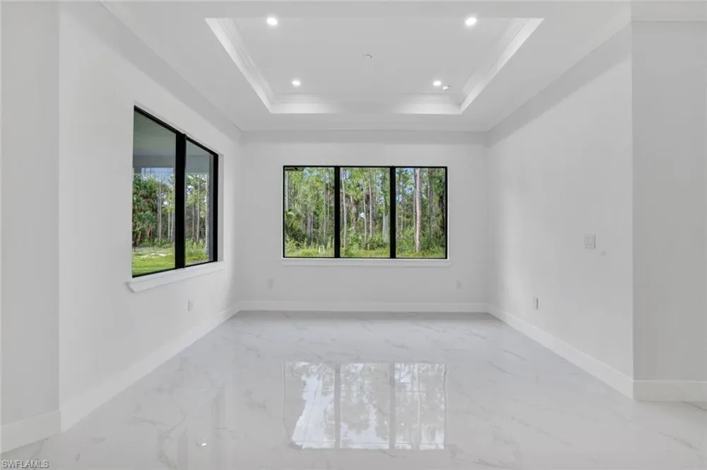 169 18th Avenue NW Naples, FL 34120