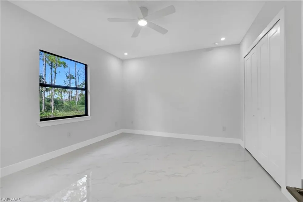 169 18th Avenue NW Naples, FL 34120