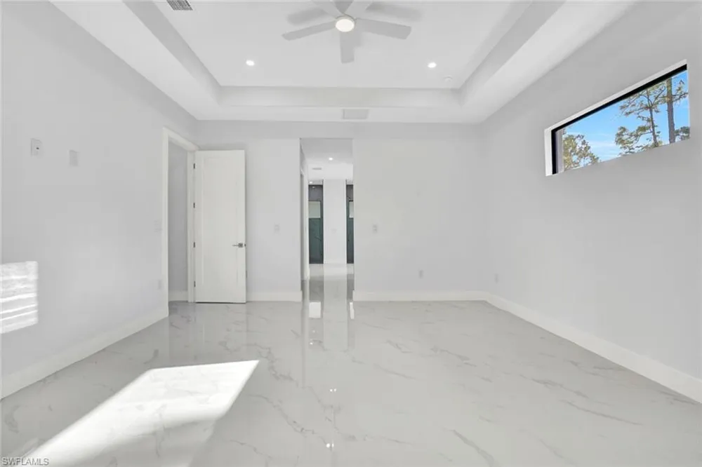 169 18th Avenue NW Naples, FL 34120