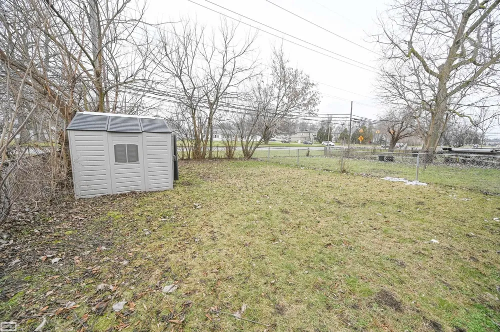 32860 Mecosta Court Westland City, MI 48168