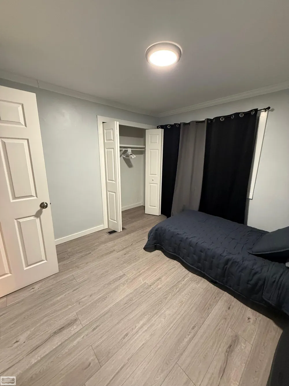 32860 Mecosta Court Westland City, MI 48168