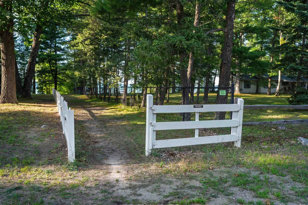 7674 Ladd Drive Clearwater Township, MI 49676