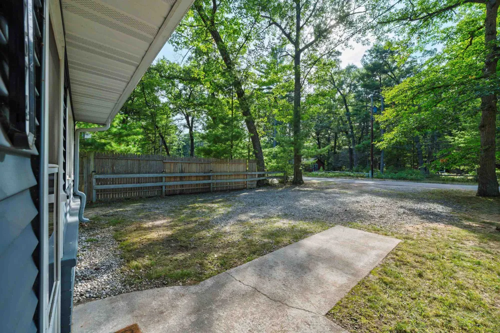 7674 Ladd Drive Clearwater Township, MI 49676