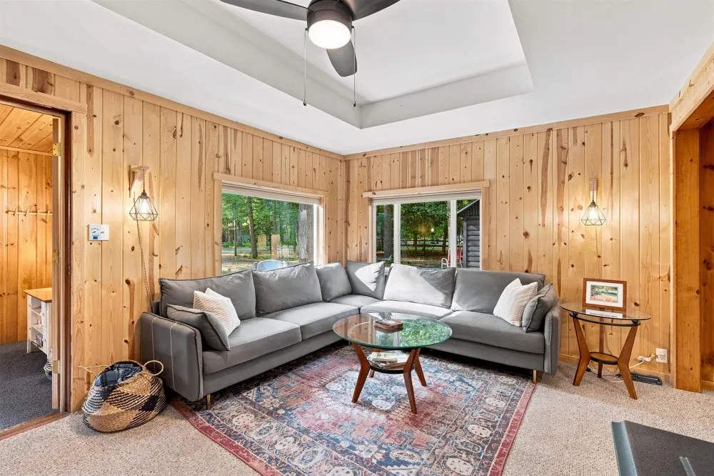 7674 Ladd Drive Clearwater Township, MI 49676
