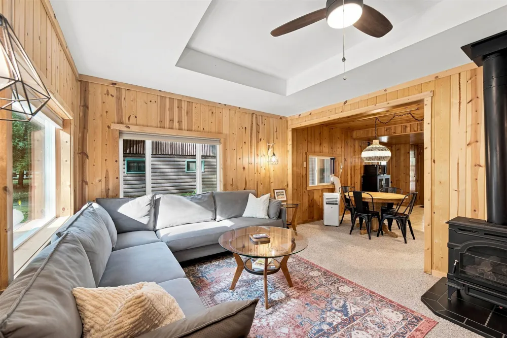 7674 Ladd Drive Clearwater Township, MI 49676