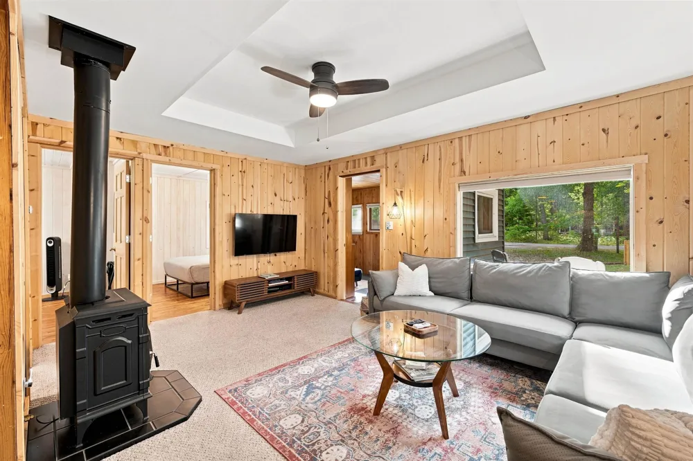 7674 Ladd Drive Clearwater Township, MI 49676