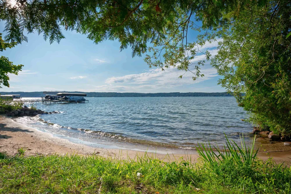 7674 Ladd Drive Clearwater Township, MI 49676