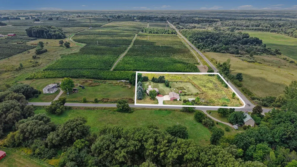 10457 S Gordon Avenue Ashland Township, MI 49327