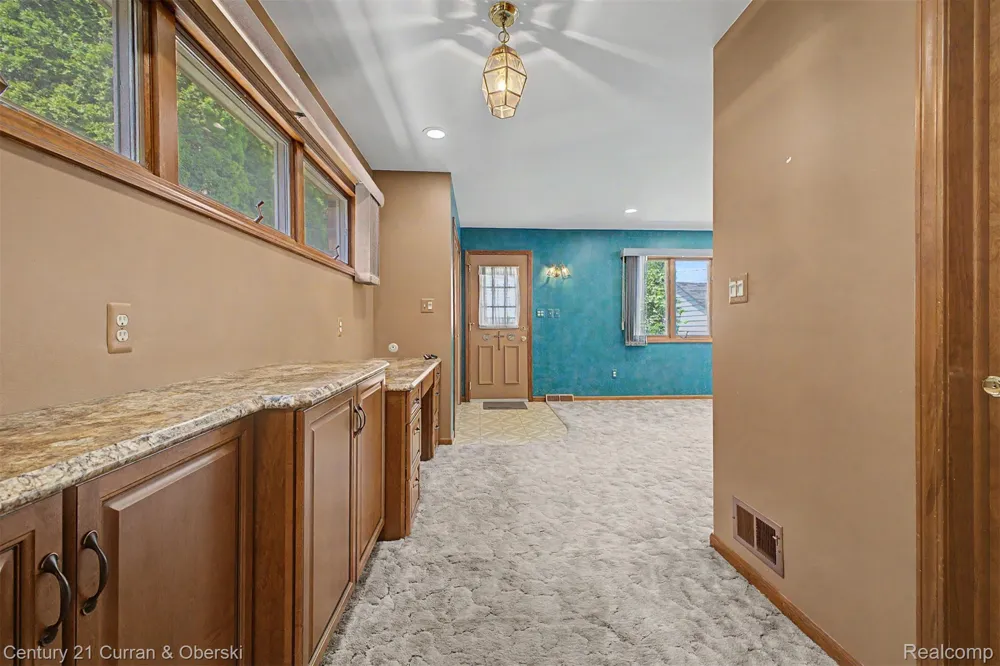 19036 Outer Drive Dearborn City, MI 48128