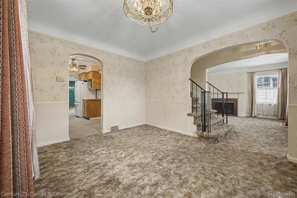 19036 Outer Drive Dearborn City, MI 48128