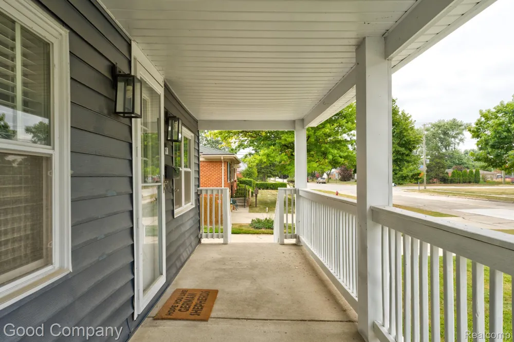 22131 Fresard Street St Clair Shores City, MI 48080