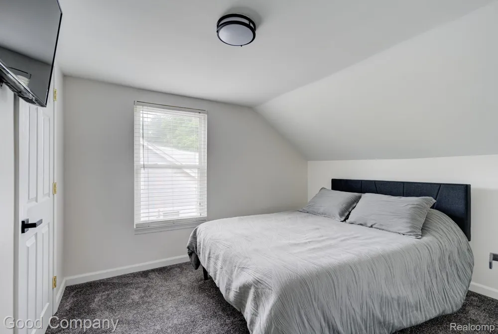 22131 Fresard Street St Clair Shores City, MI 48080