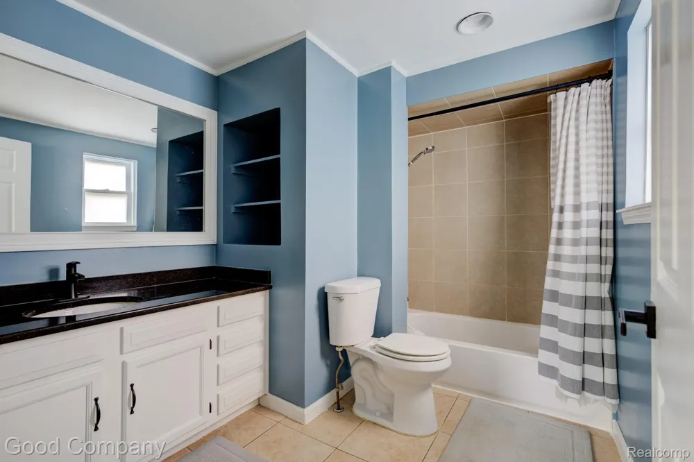 22131 Fresard Street St Clair Shores City, MI 48080