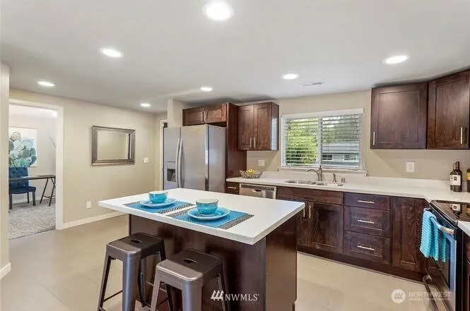 2327 NE 86th Street Seattle, WA 98115