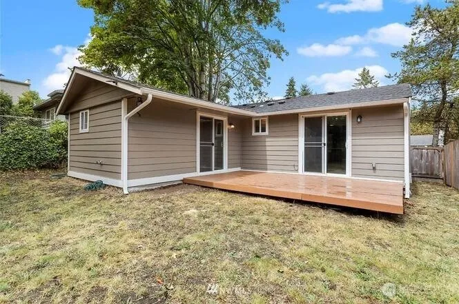 2327 NE 86th Street Seattle, WA 98115