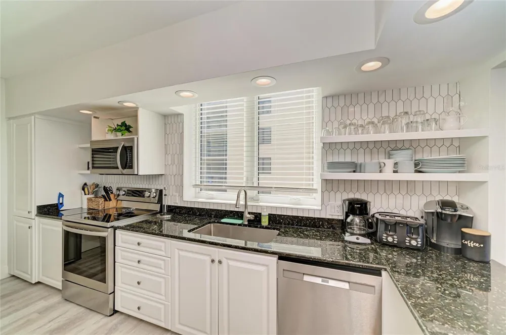 1055 GULF OF MEXICO DRIVE #301 Longboat Key, FL 34228