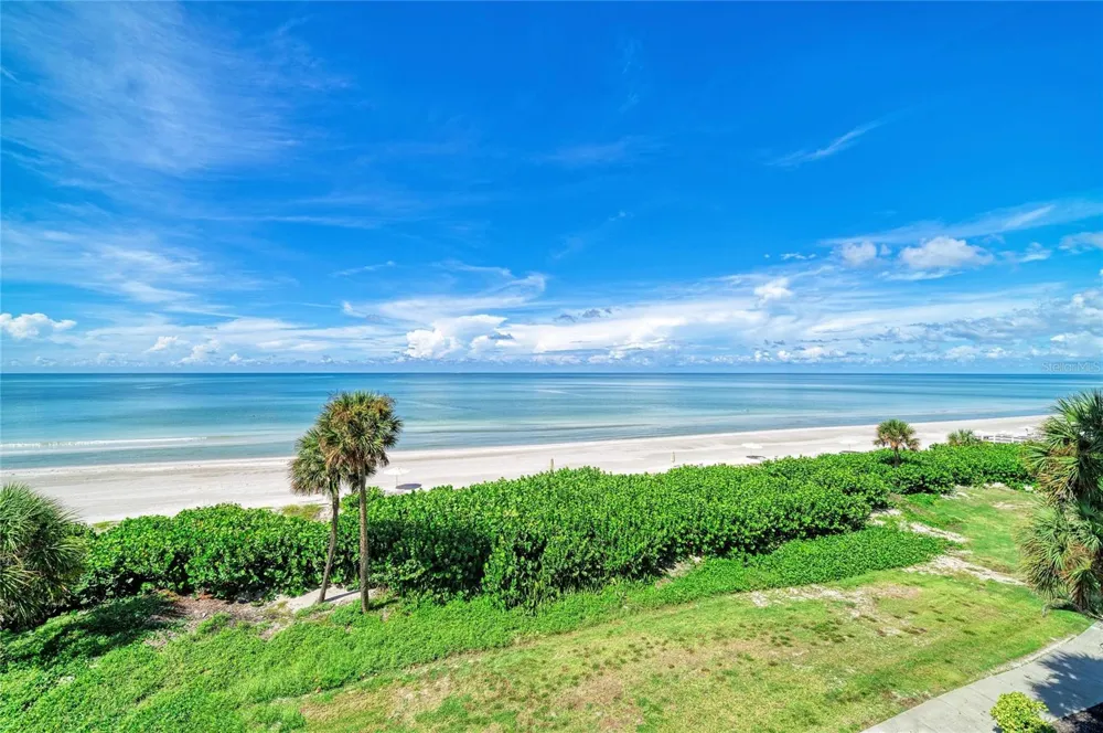1055 GULF OF MEXICO DRIVE #301 Longboat Key, FL 34228