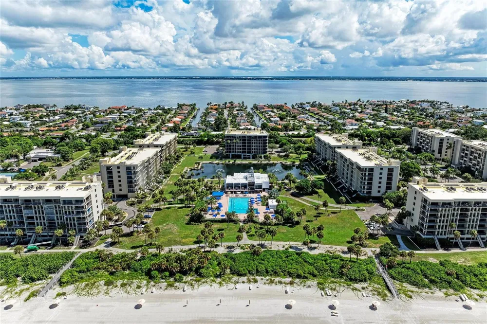 1055 GULF OF MEXICO DRIVE #301 Longboat Key, FL 34228