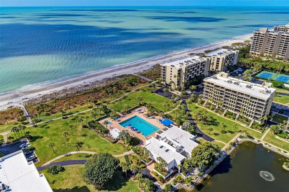 1055 GULF OF MEXICO DRIVE #301 Longboat Key, FL 34228