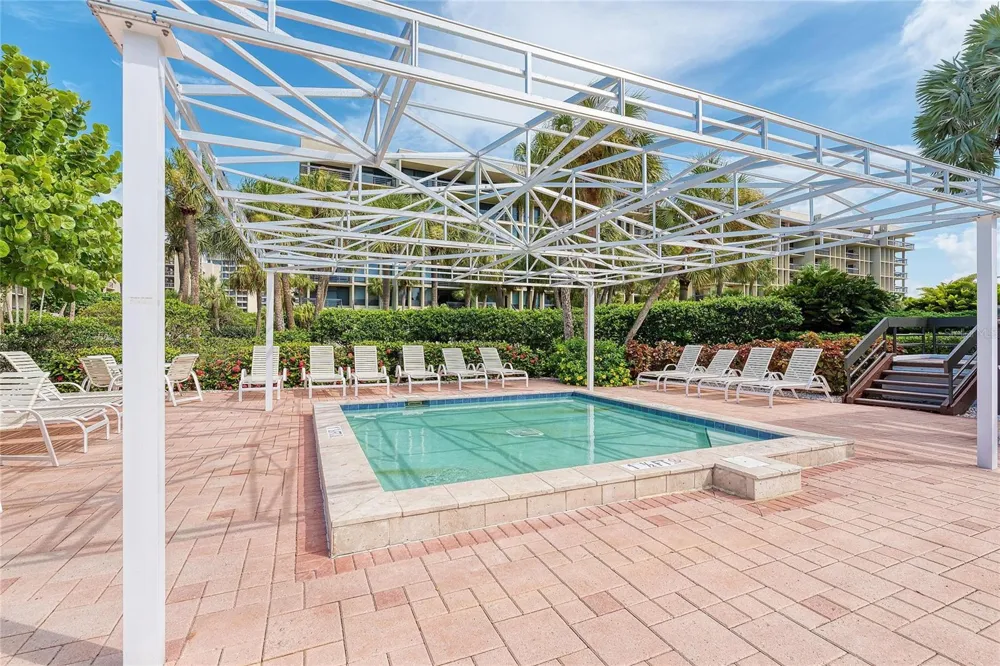 1055 GULF OF MEXICO DRIVE #301 Longboat Key, FL 34228