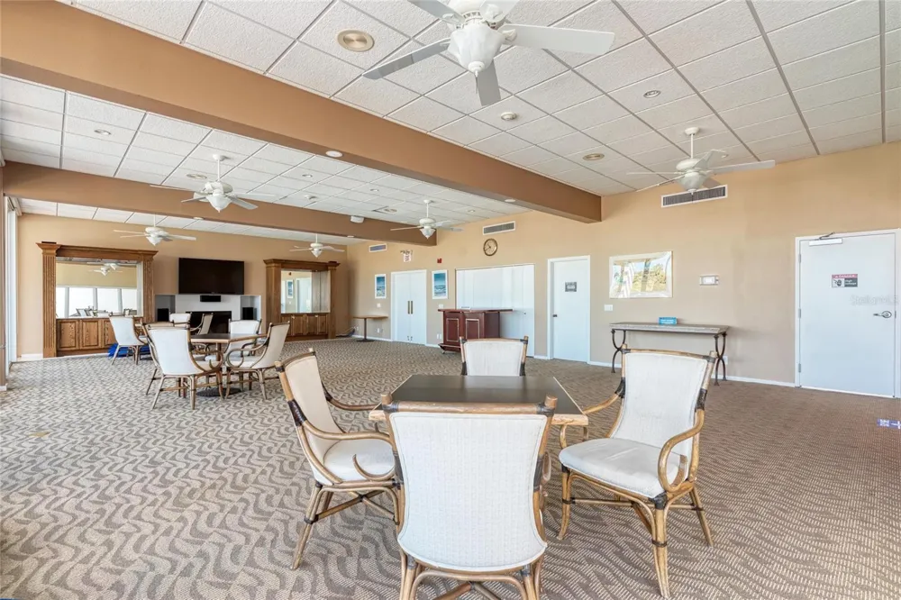 1055 GULF OF MEXICO DRIVE #301 Longboat Key, FL 34228