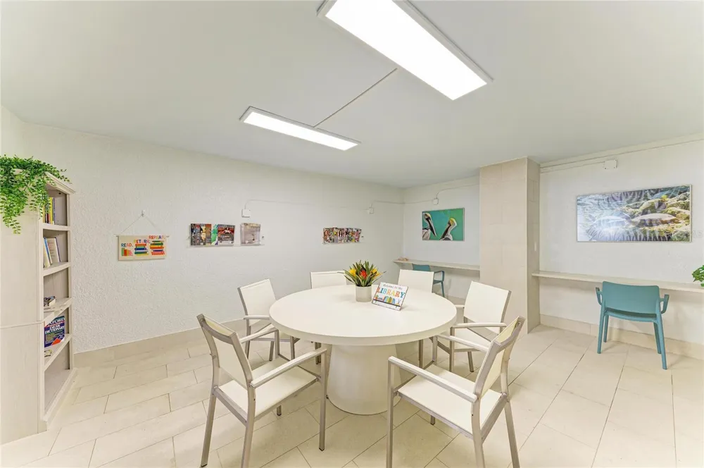 1055 GULF OF MEXICO DRIVE #301 Longboat Key, FL 34228