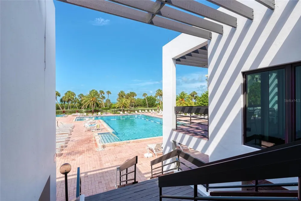 1055 GULF OF MEXICO DRIVE #301 Longboat Key, FL 34228