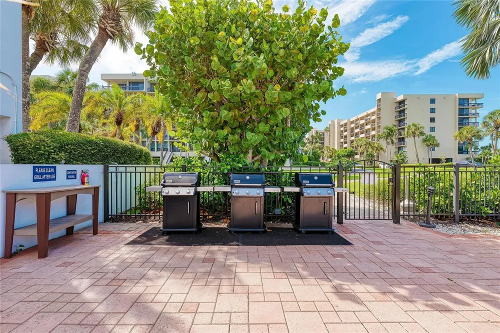 1055 GULF OF MEXICO DRIVE #301 Longboat Key, FL 34228