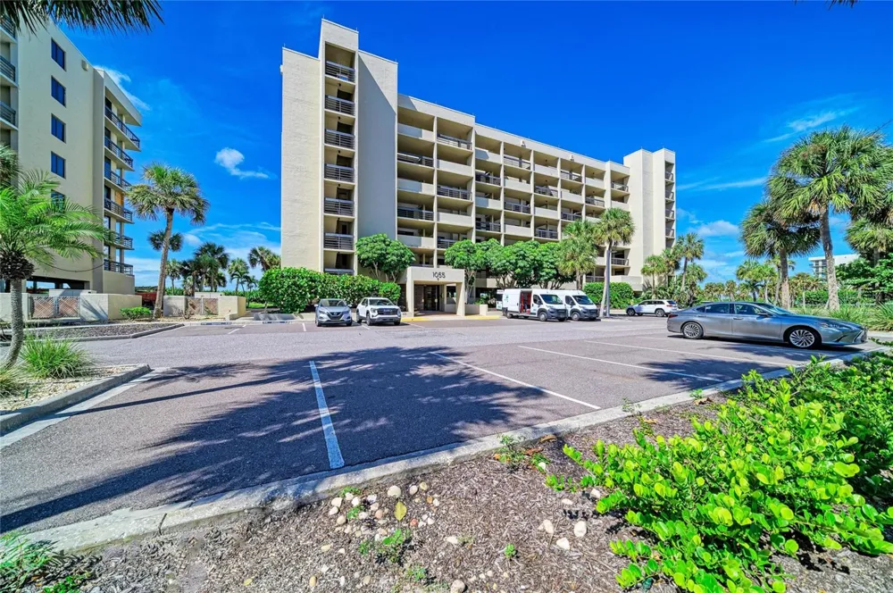 1055 GULF OF MEXICO DRIVE #301 Longboat Key, FL 34228
