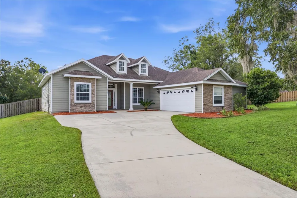 14825 NW 151ST LANE Alachua, FL 32615