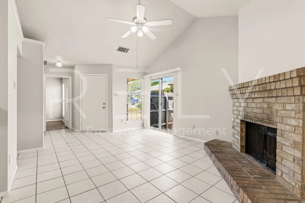 409 Greenlawn Boulevard Round Rock, TX 78664