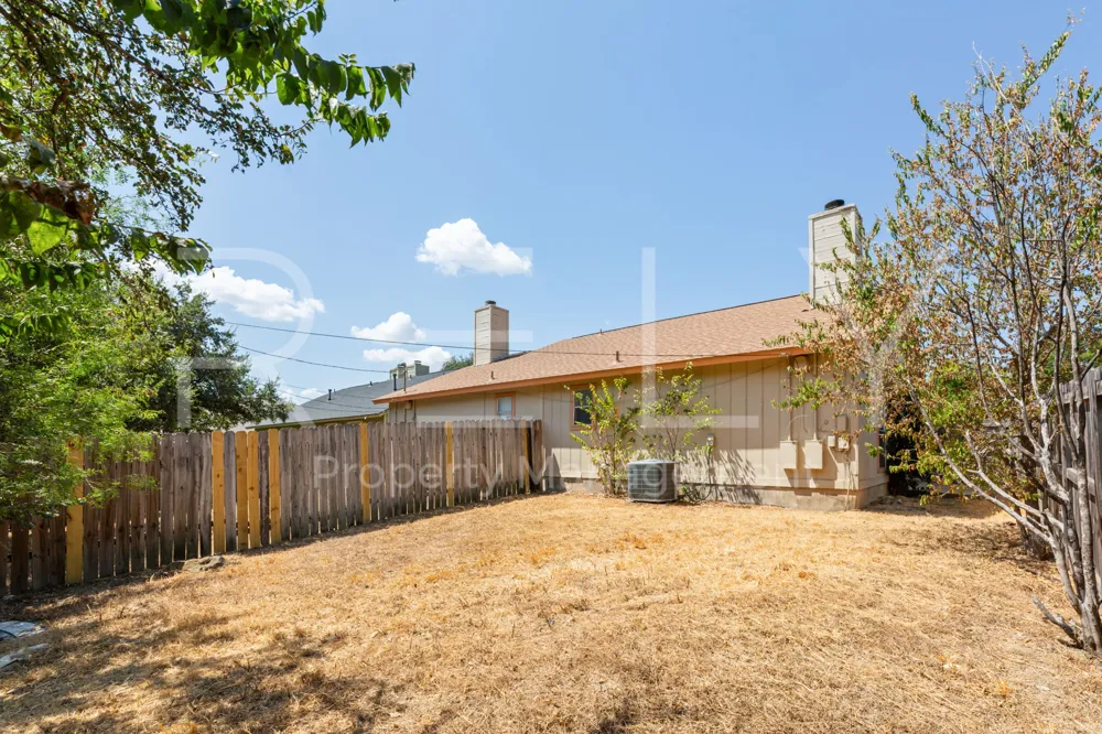 409 Greenlawn Boulevard Round Rock, TX 78664