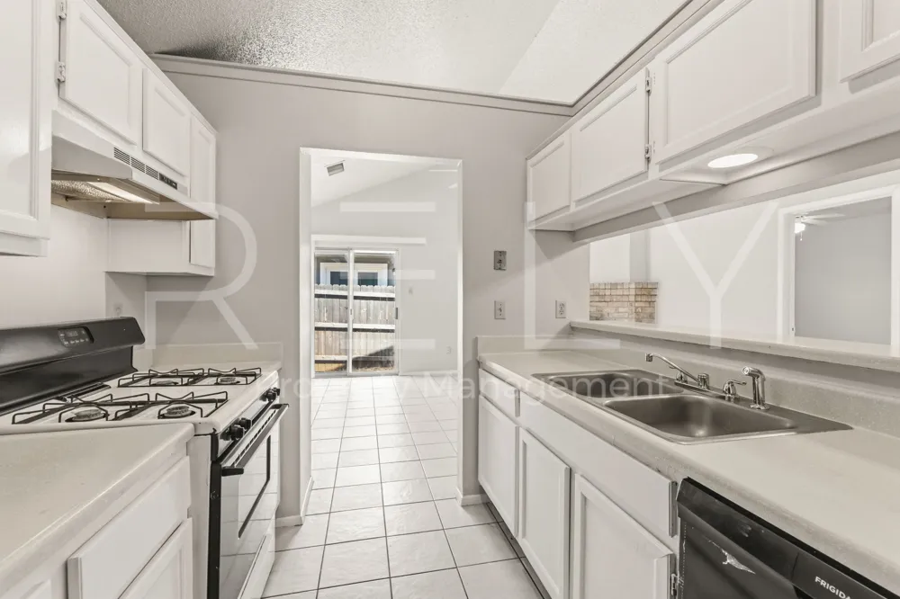 409 Greenlawn Boulevard Round Rock, TX 78664