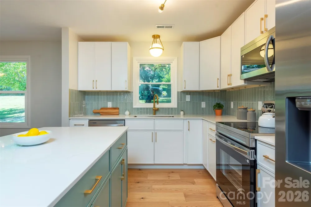 68 Sun Valley Drive Alexander, NC 28701