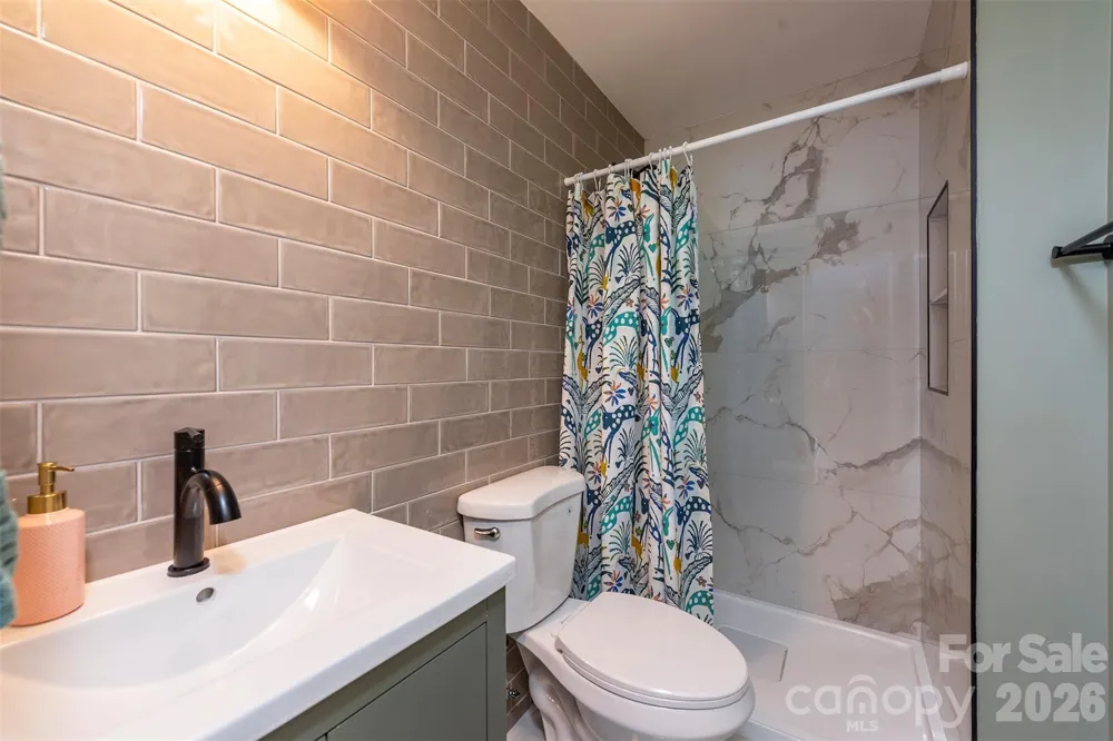68 Sun Valley Drive Alexander, NC 28701