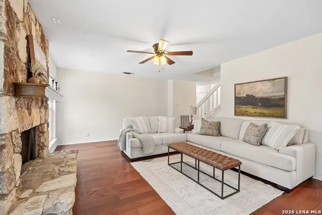 2119 OAK RNCH San Antonio, TX 78259