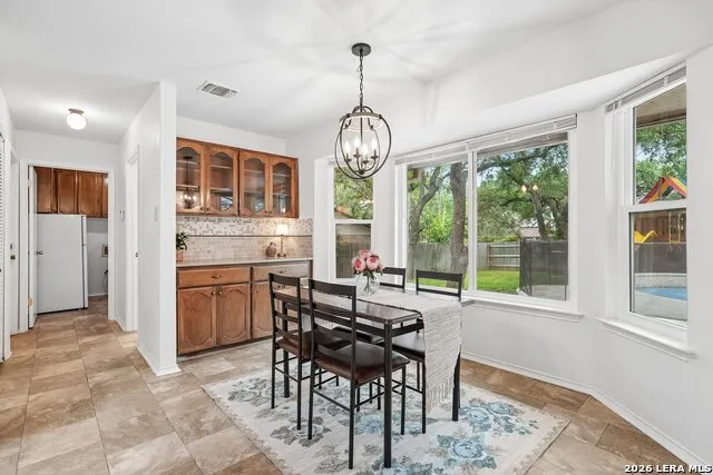 2119 OAK RNCH San Antonio, TX 78259