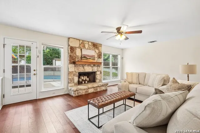 2119 OAK RNCH San Antonio, TX 78259