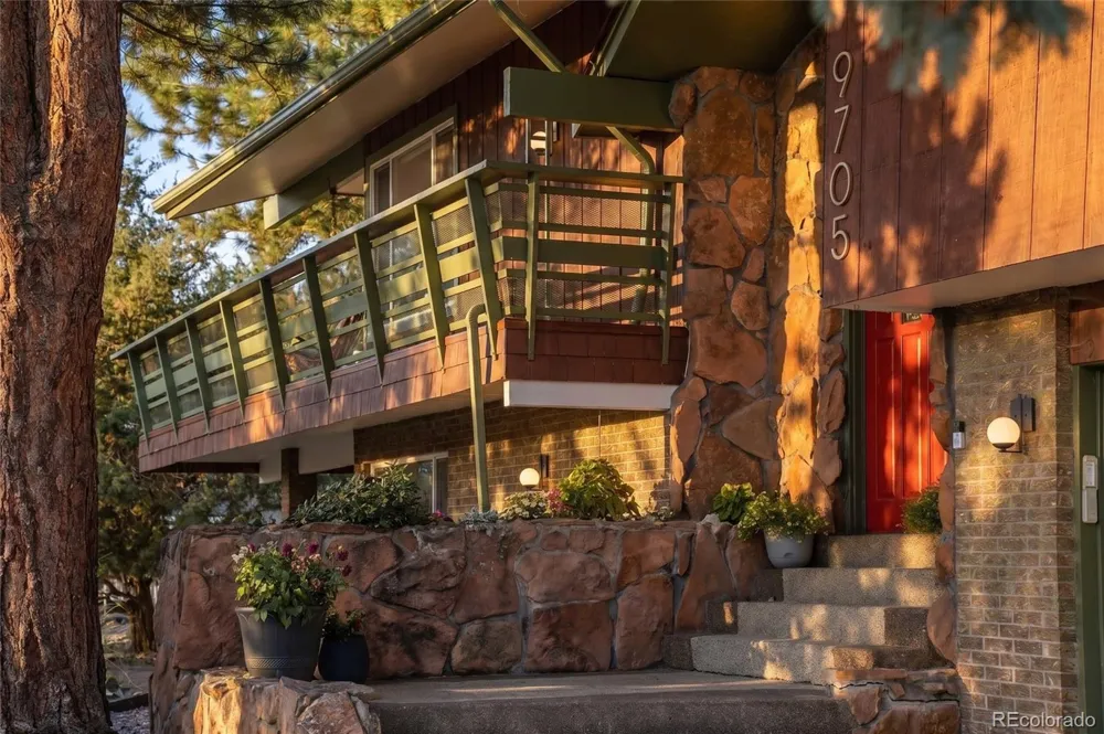 9705 W 73rd Place Arvada, CO 80005