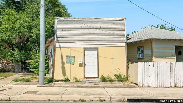 111 & 115 Pleasanton Road San Antonio, TX 78214