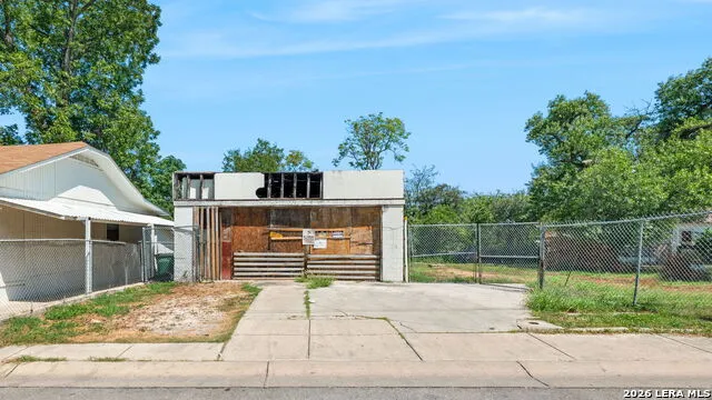 111 & 115 Pleasanton Road San Antonio, TX 78214
