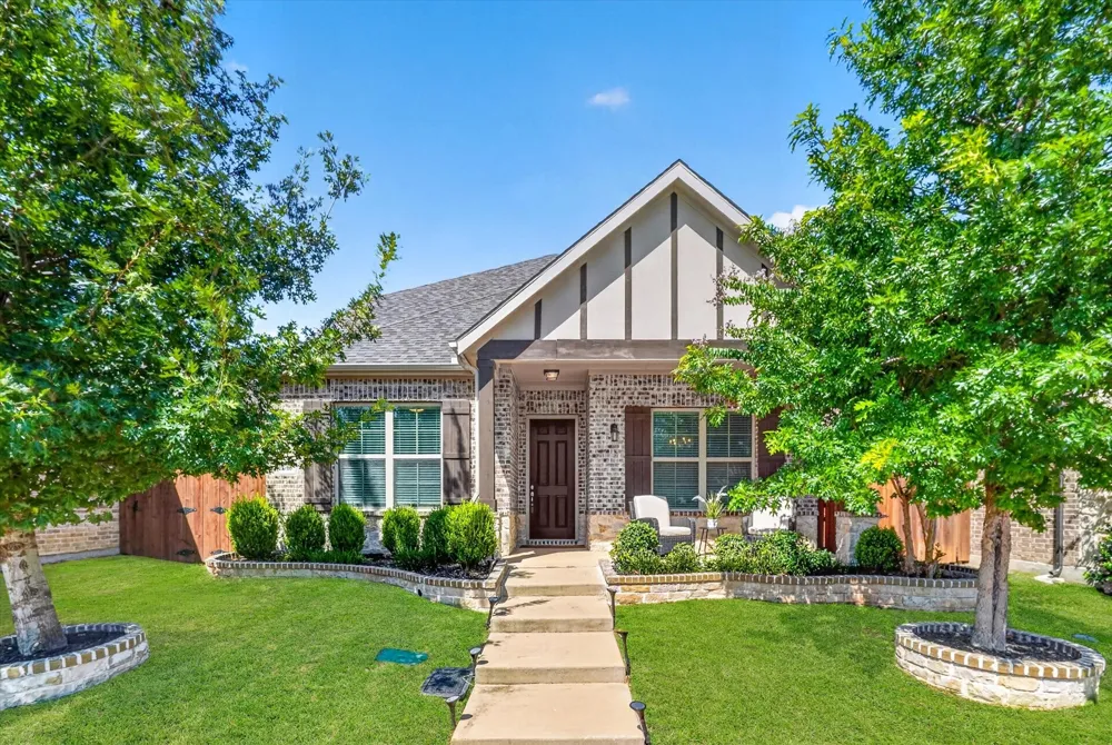 12766 Mercer Parkway Farmers Branch, TX 75234